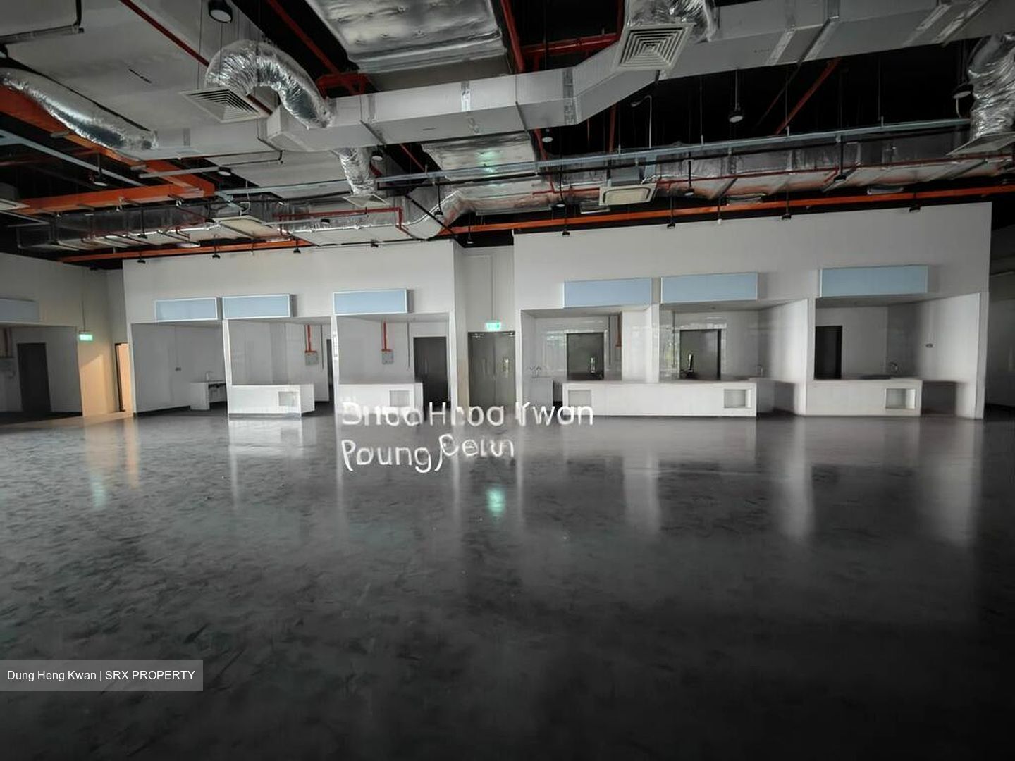 Suites 123 (D8), Retail #464690761